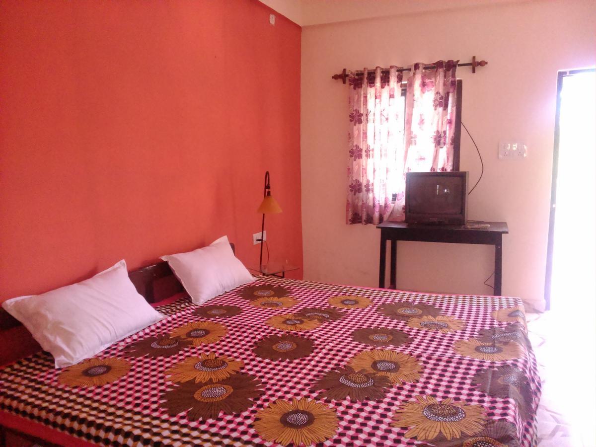La Blanche Guest House Calangute Chambre photo